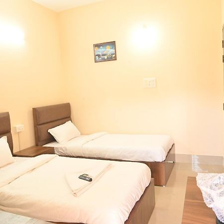 Sunflower Guest House Γουβαχάτι Εξωτερικό φωτογραφία